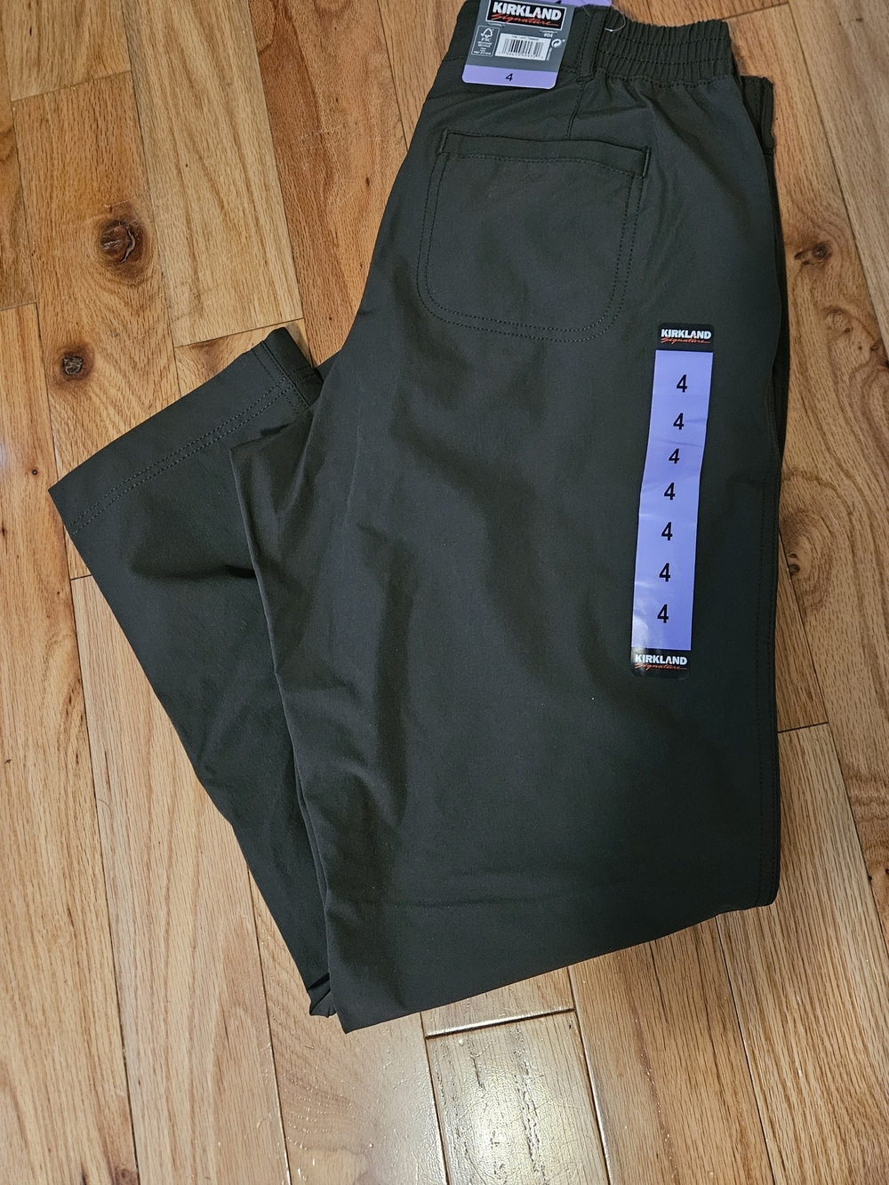 Kirkland Signature Women's Cropped Pull-On Pants | Size 4 | NWT | Black - Picture 4 of 5